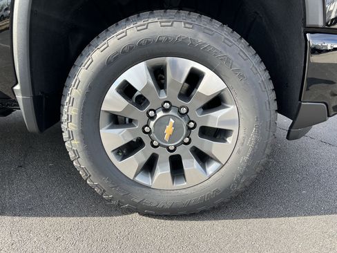 New 2026 Chevrolet Silverado 2500 Custom w/ Custom Value Package image 13