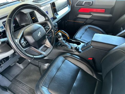 Certified 2023 Ford Bronco Badlands AWD/4WD image 9
