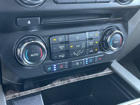 Used 2018 Ford F350 Lariat RWD image 27