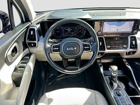 Used 2023 Kia Sorento S FWD image 22