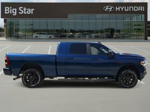 Used 2024 RAM 2500 Laramie w/ Night Edition AWD/4WD image 5