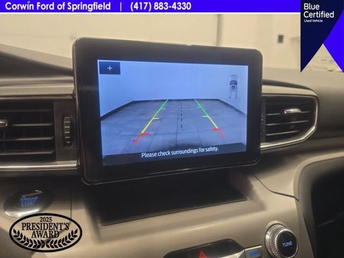 Used 2022 Ford Explorer XLT w/ Equipment Group 202A AWD/4WD image 25