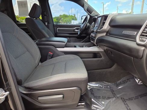 Used 2022 RAM 1500 Big Horn w/ Night Edition RWD image 10