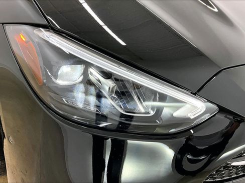 Certified 2025 Mercedes-Benz C 300 Sedan image 28