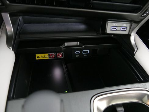 Used 2025 Lexus RX 350h w/ Accessory Package AWD/4WD image 19
