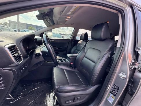 Used 2020 Kia Sportage EX AWD/4WD image 17
