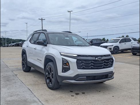 New 2026 Chevrolet Equinox LT w/ Midnight Edition AWD/4WD image 5