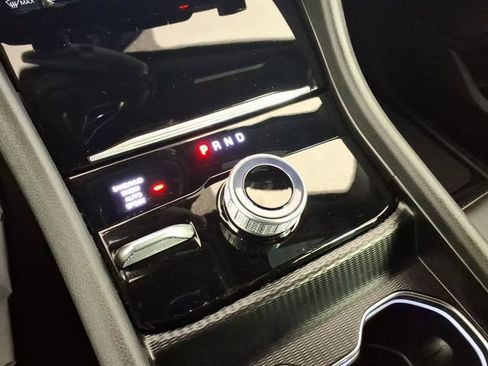 Used 2024 Jeep Grand Cherokee L Limited image 21