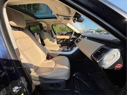 Used 2019 Land Rover Range Rover Sport HSE AWD/4WD image 41