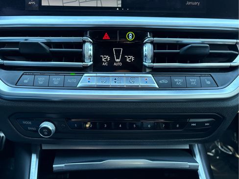 Used 2019 BMW 330i xDrive Sedan w/ Convenience Package image 21