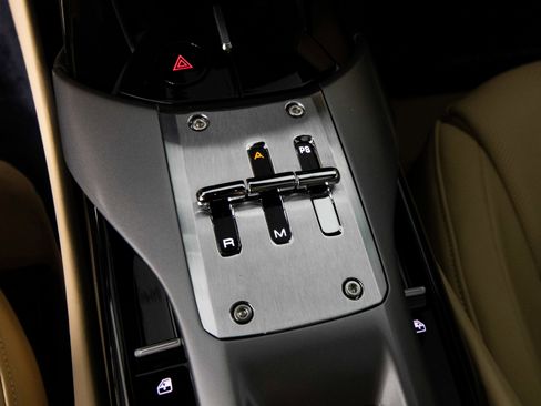 Certified 2025 Ferrari 12Cilindri RWD image 23