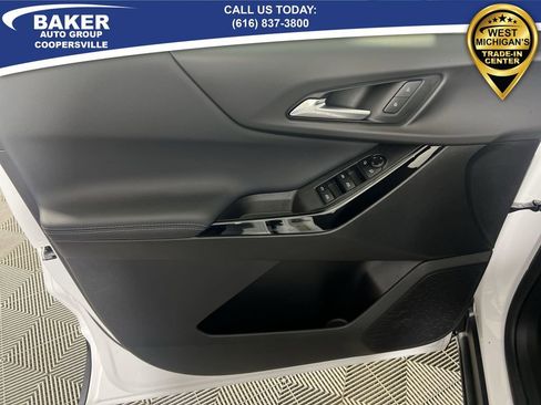 Used 2025 Chevrolet Equinox LT image 21