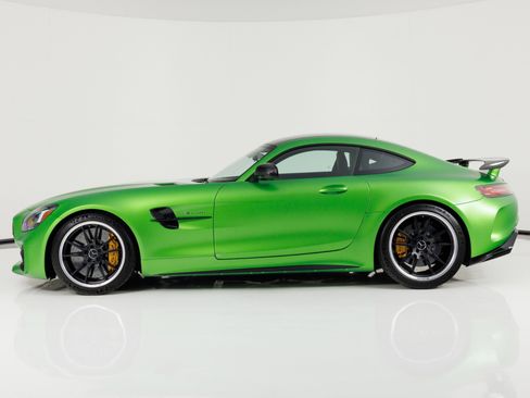 Used 2018 Mercedes-Benz AMG GT R image 6