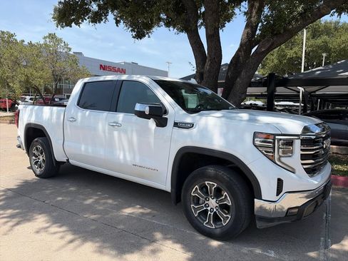 Used 2025 GMC Sierra 1500 SLT AWD/4WD image 5