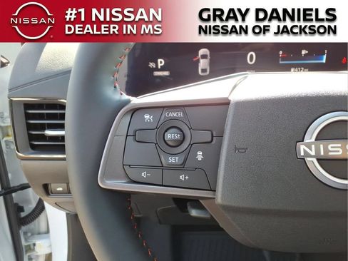 New 2026 Nissan Sentra SR w/ Floor Mat Package FWD image 13