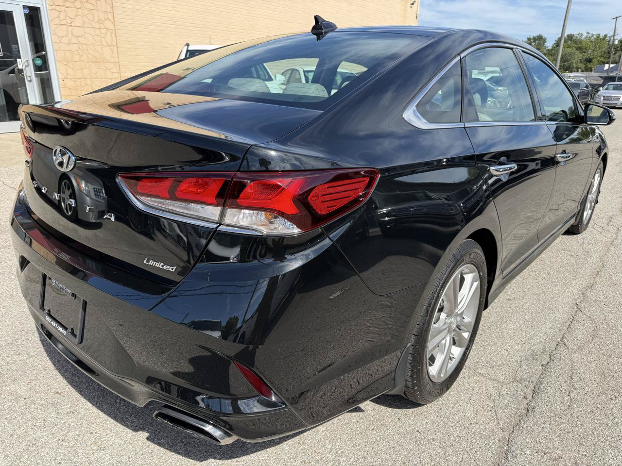 Used 2018 Hyundai Sonata Limited FWD image 8