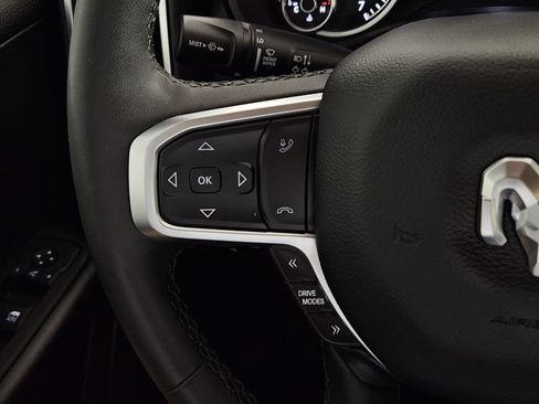 Used 2025 RAM 1500 Big Horn AWD/4WD image 21