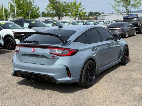 Used 2025 Honda Civic Type R image 5