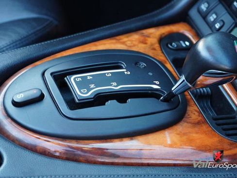 Used 2003 Jaguar XK8 Convertible image 39