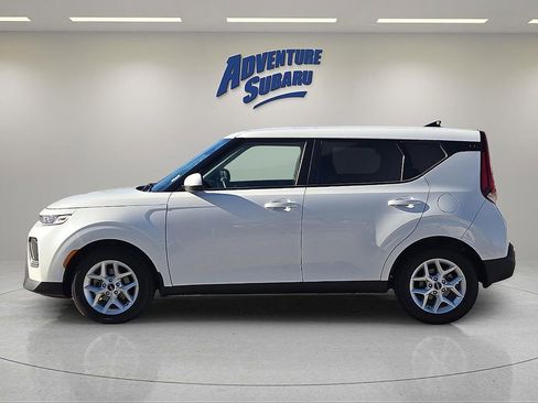 Used 2022 Kia Soul LX w/ Technology Package image 4