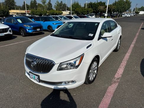 Used 2016 Buick LaCrosse Leather FWD image 3