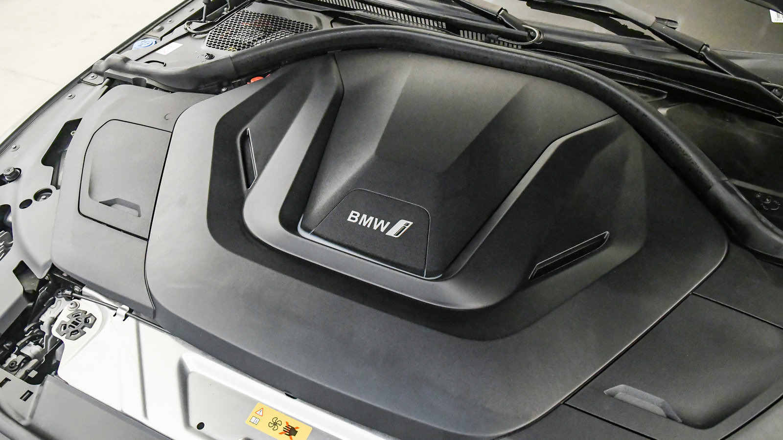 Used 2023 BMW i4 eDrive40 w/ Premium Package RWD image 27