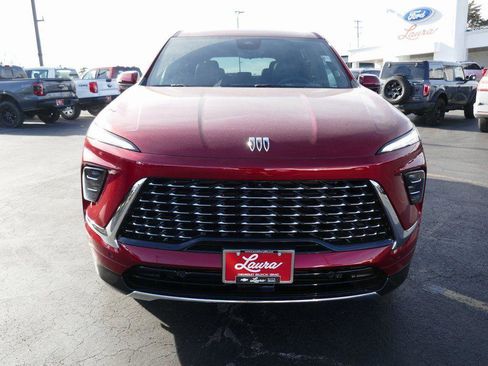 New 2026 Buick Enclave Avenir w/ Super Cruise Package image 8