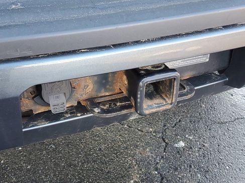 Used 2019 Chevrolet Tahoe LT image 36