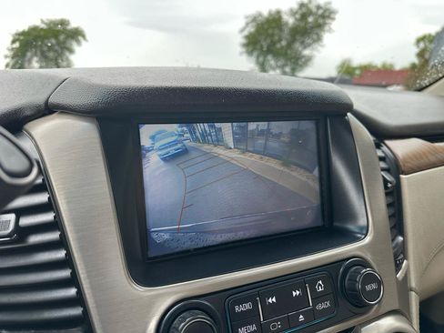 Used 2019 GMC Yukon XL Denali AWD/4WD image 13