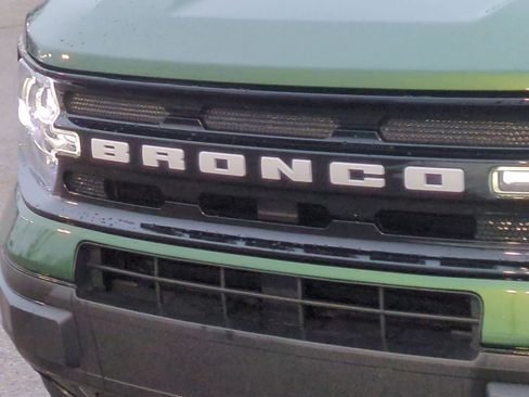 Certified 2023 Ford Bronco Sport Outer Banks w/ Tech Package image 12