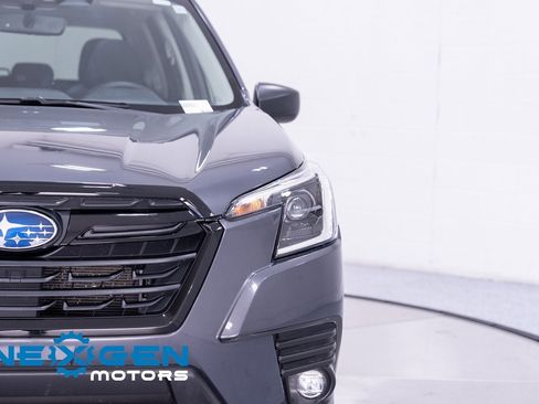 Used 2024 Subaru Forester Premium image 6