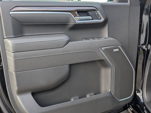 New 2026 Chevrolet Silverado 1500 RST AWD/4WD image 15