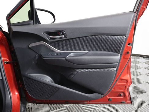 Used 2020 Toyota C-HR LE image 25