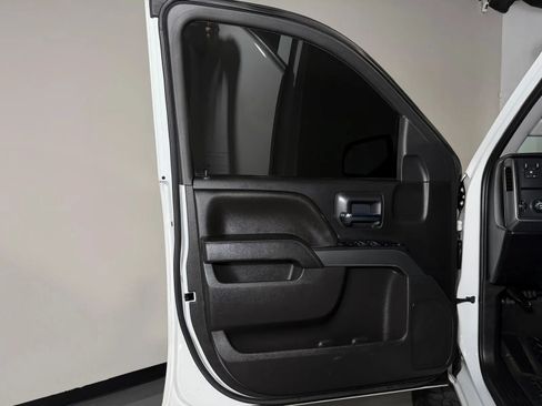 Used 2018 Chevrolet Silverado 1500 LT w/ All Star Edition RWD image 21