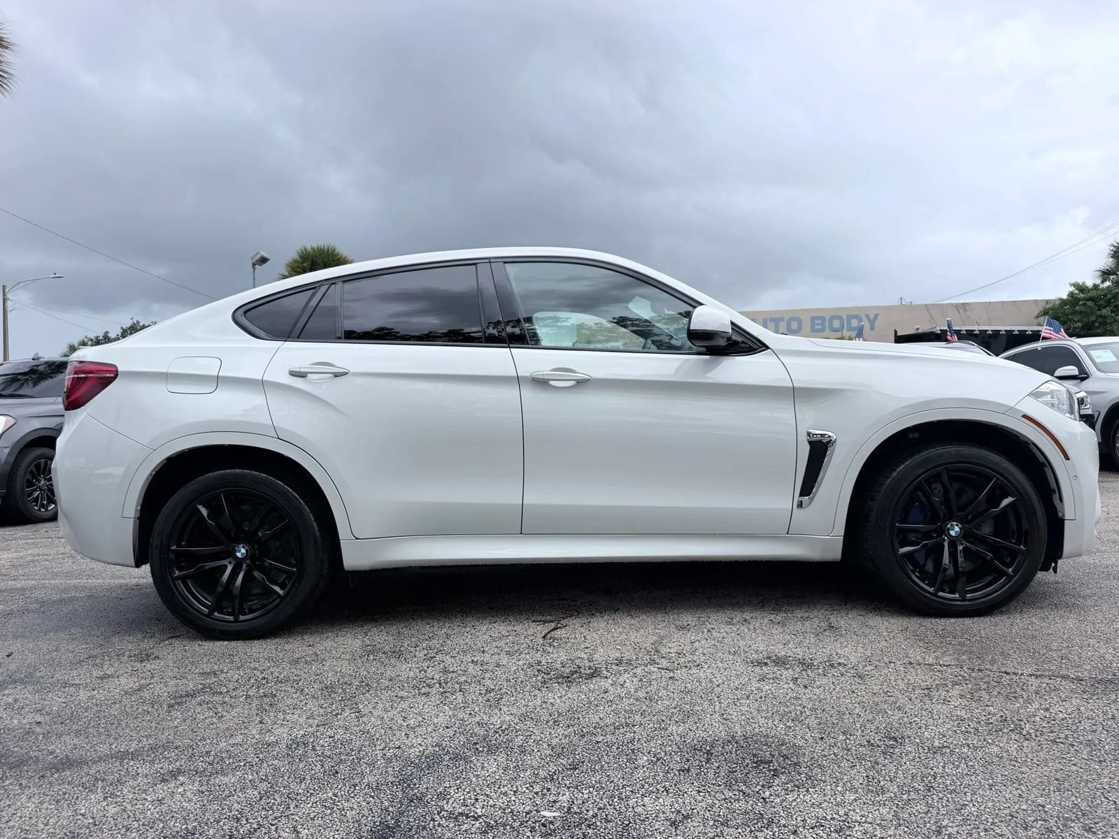 Used 2016 BMW X6 M AWD/4WD image 7