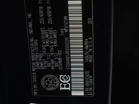 Used 2024 Toyota Grand Highlander XLE AWD/4WD image 25