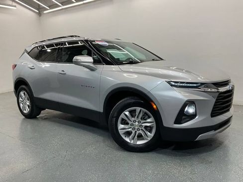 Used 2022 Chevrolet Blazer LT AWD/4WD image 2