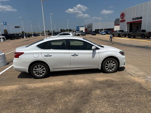 Used 2018 Nissan Sentra SV w/ All Weather Package FWD image 14