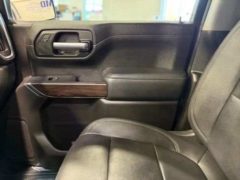 Used 2021 GMC Sierra 1500 SLT image 33