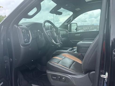 Used 2022 Chevrolet Silverado 2500 LTZ w/ Carhartt Edition AWD/4WD image 14