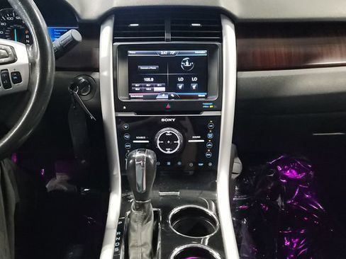 Used 2013 Ford Edge Limited FWD image 28
