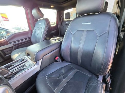 Used 2016 Ford F150 Platinum w/ Equipment Group 701A Luxury AWD/4WD image 26