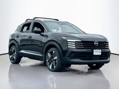 New 2025 Nissan Kicks SR w/ Illumination Package