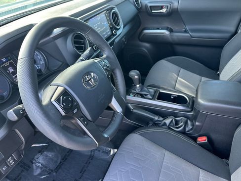 Used 2023 Toyota Tacoma TRD Sport RWD image 10