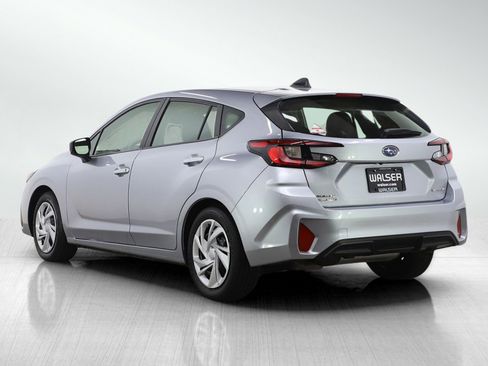 Used 2024 Subaru Impreza 2.0i image 3