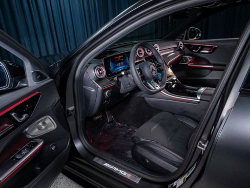New 2026 Mercedes-Benz C 43 AMG 4MATIC Sedan image 10