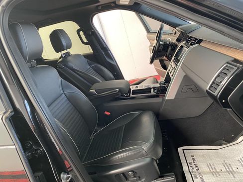 Used 2019 Land Rover Discovery HSE AWD/4WD image 9