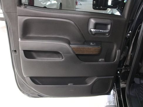 Used 2019 GMC Sierra 2500 Denali w/ LPO, Protection Package AWD/4WD image 19