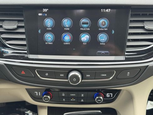 Used 2018 Buick Regal Preferred w/ Driver Confidence Package #1 image 9