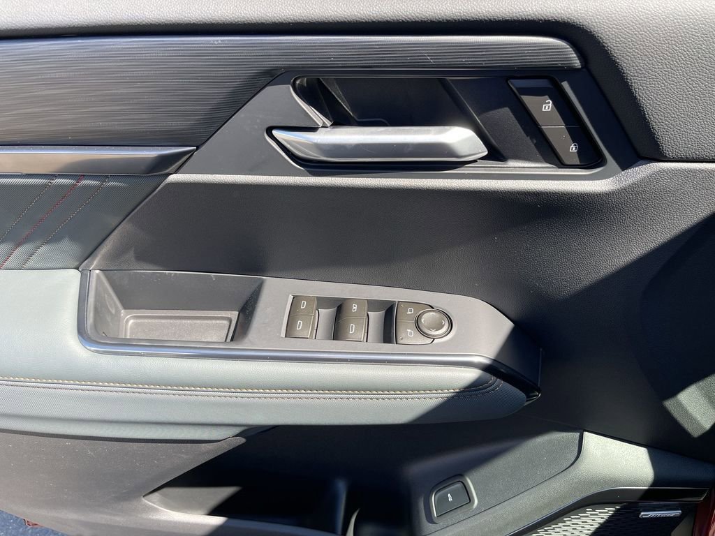 New 2026 GMC Acadia AT4 w/ Luxury Package AWD/4WD image 23